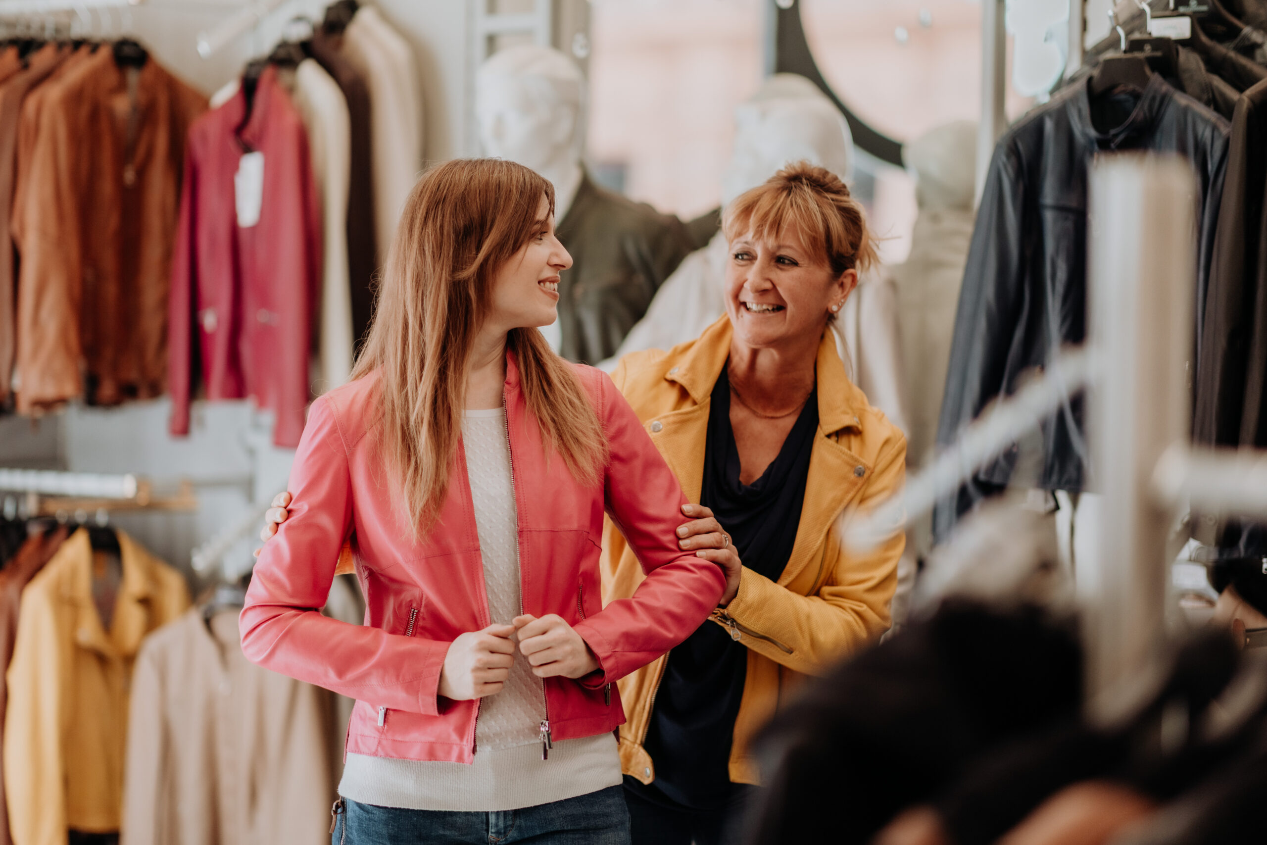 Hochwertige Lederjacke maßgefertigt – Leder Stoichart Graz