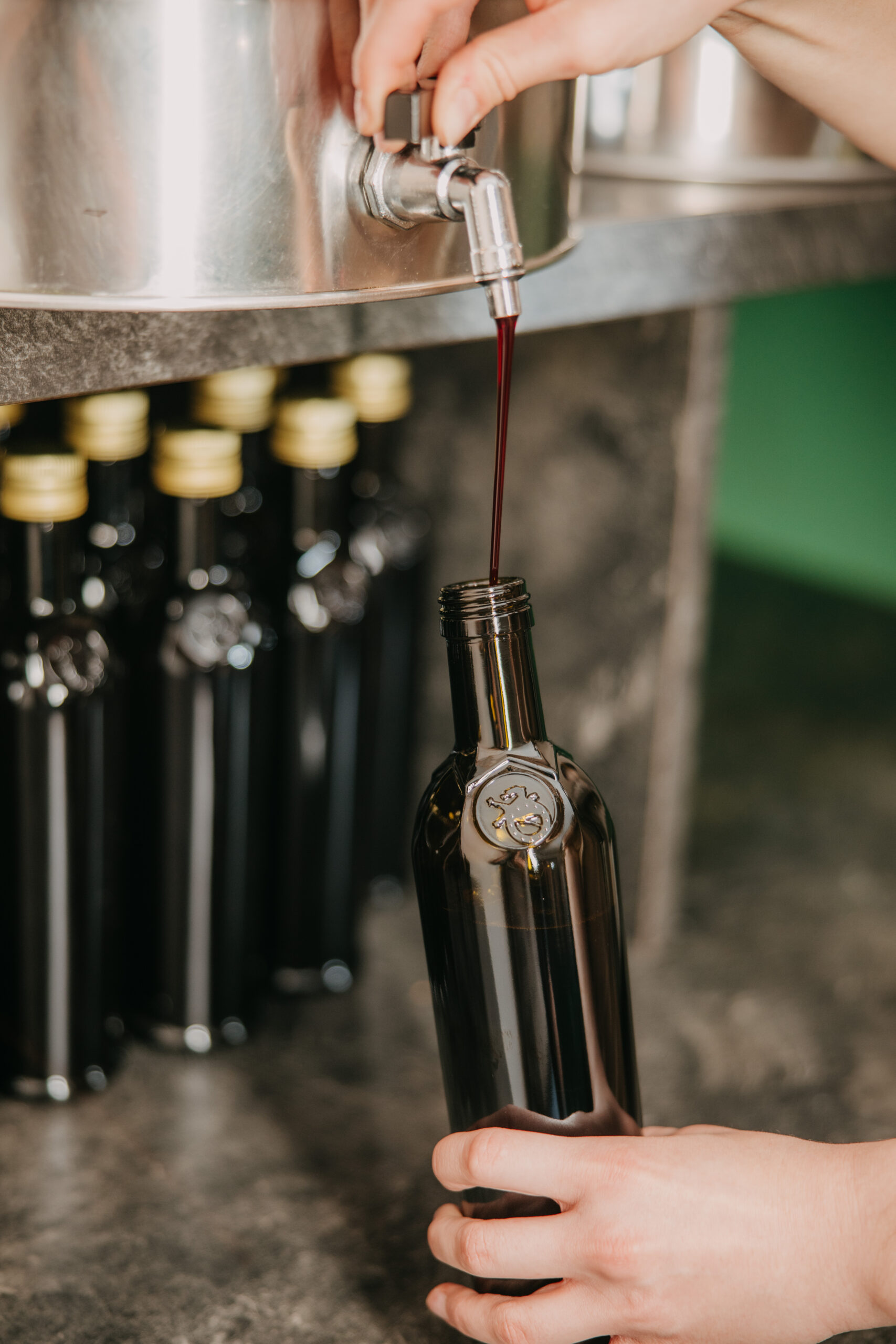 Steirisches Kürbiskernöl hochwertig produziert – regionale Spezialität