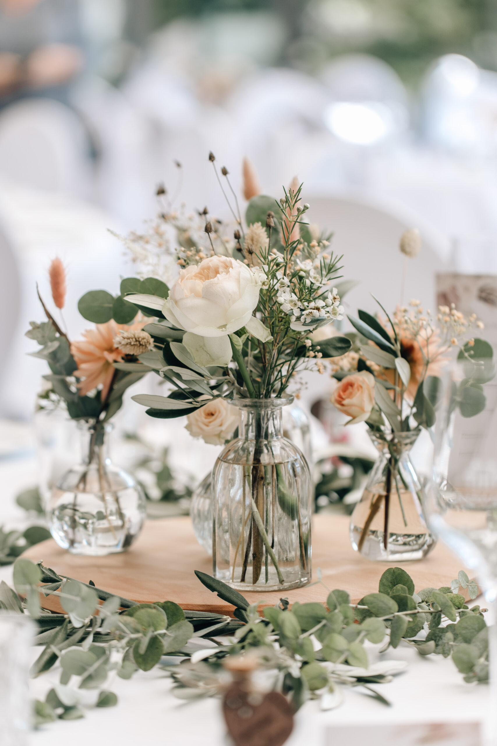 Blumendekoration Hochzeit – stilvolle Tischdeko