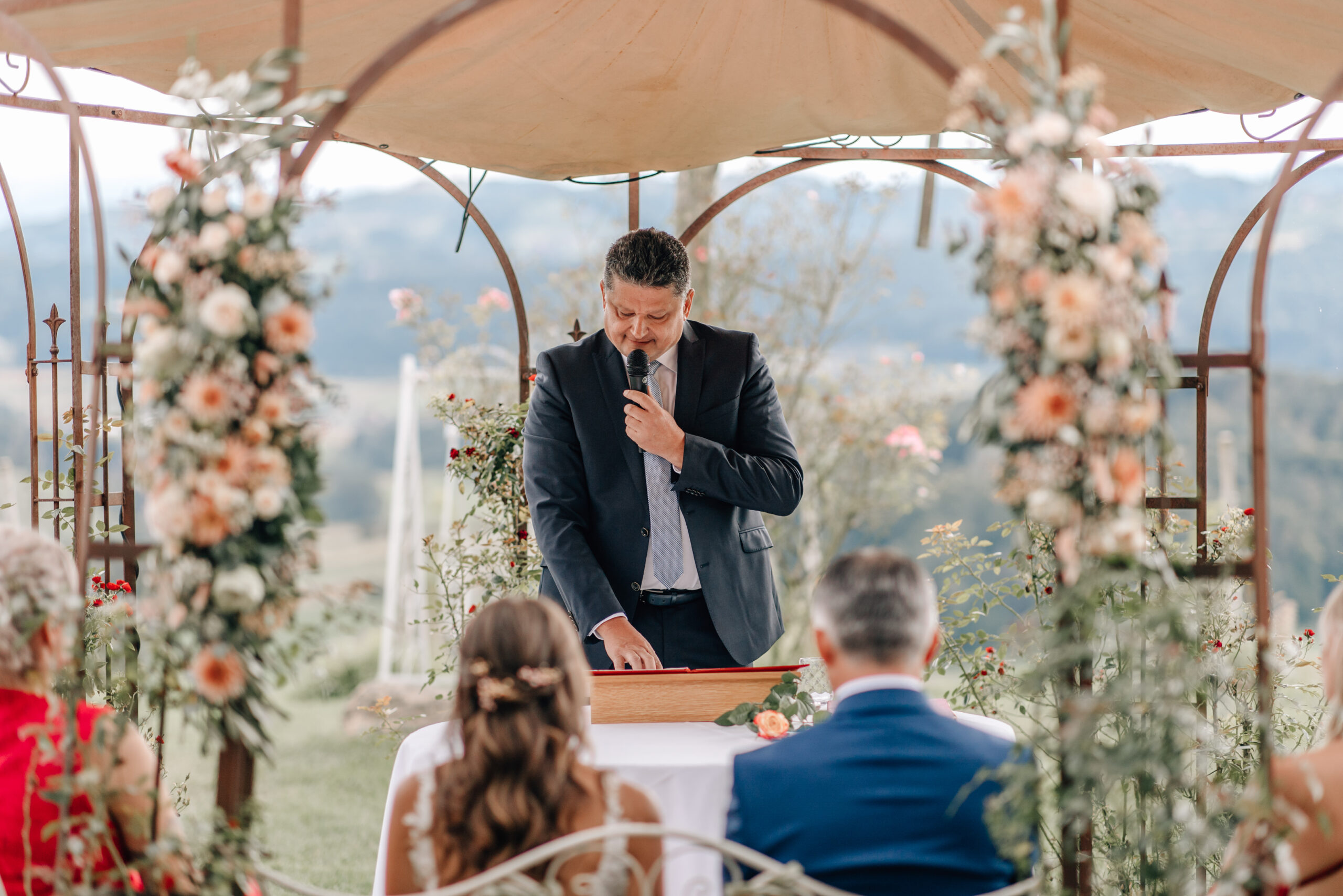 Trauung im Freien – Hochzeitszeremonie