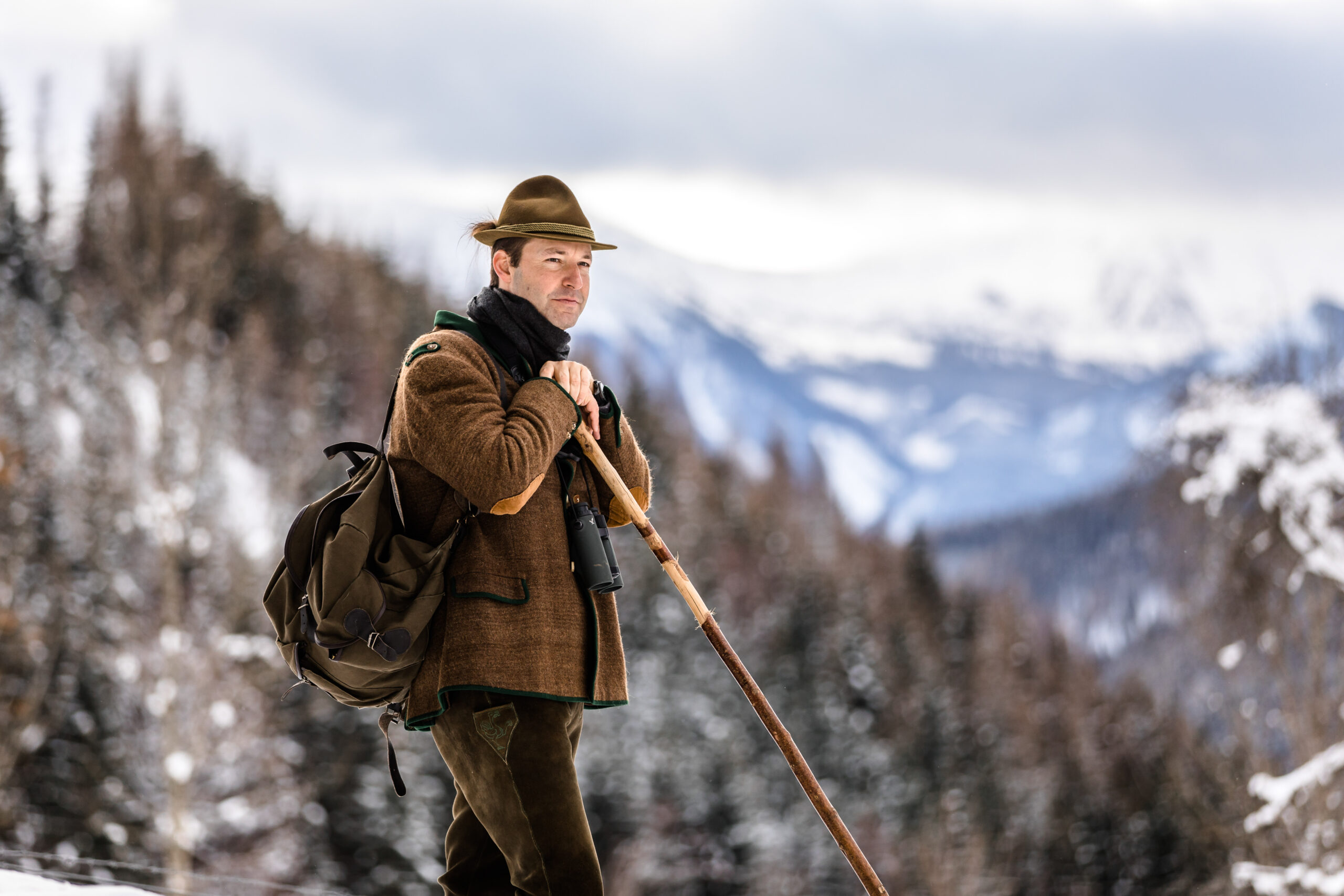 Jäger im Schnee – Winter im Revier